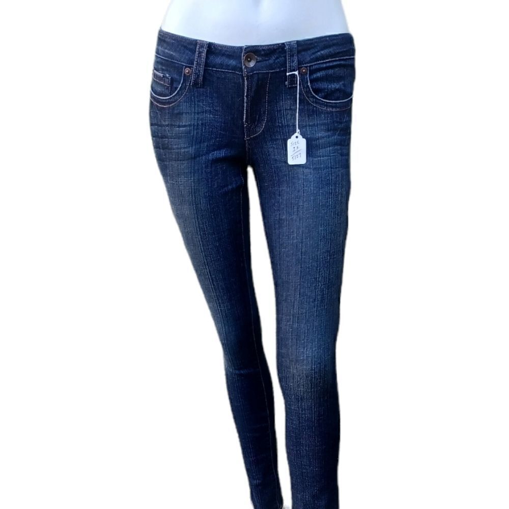 512713....Refuge Skinny Jeans Size 1R, W26" 28"Inseam 6 1/2"Rise